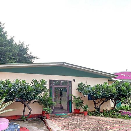 Hotel O Drizzling Land Muradnagar Экстерьер фото